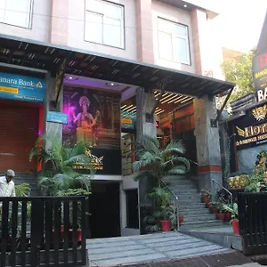 https://singh-residency.hotels-varanasi.com